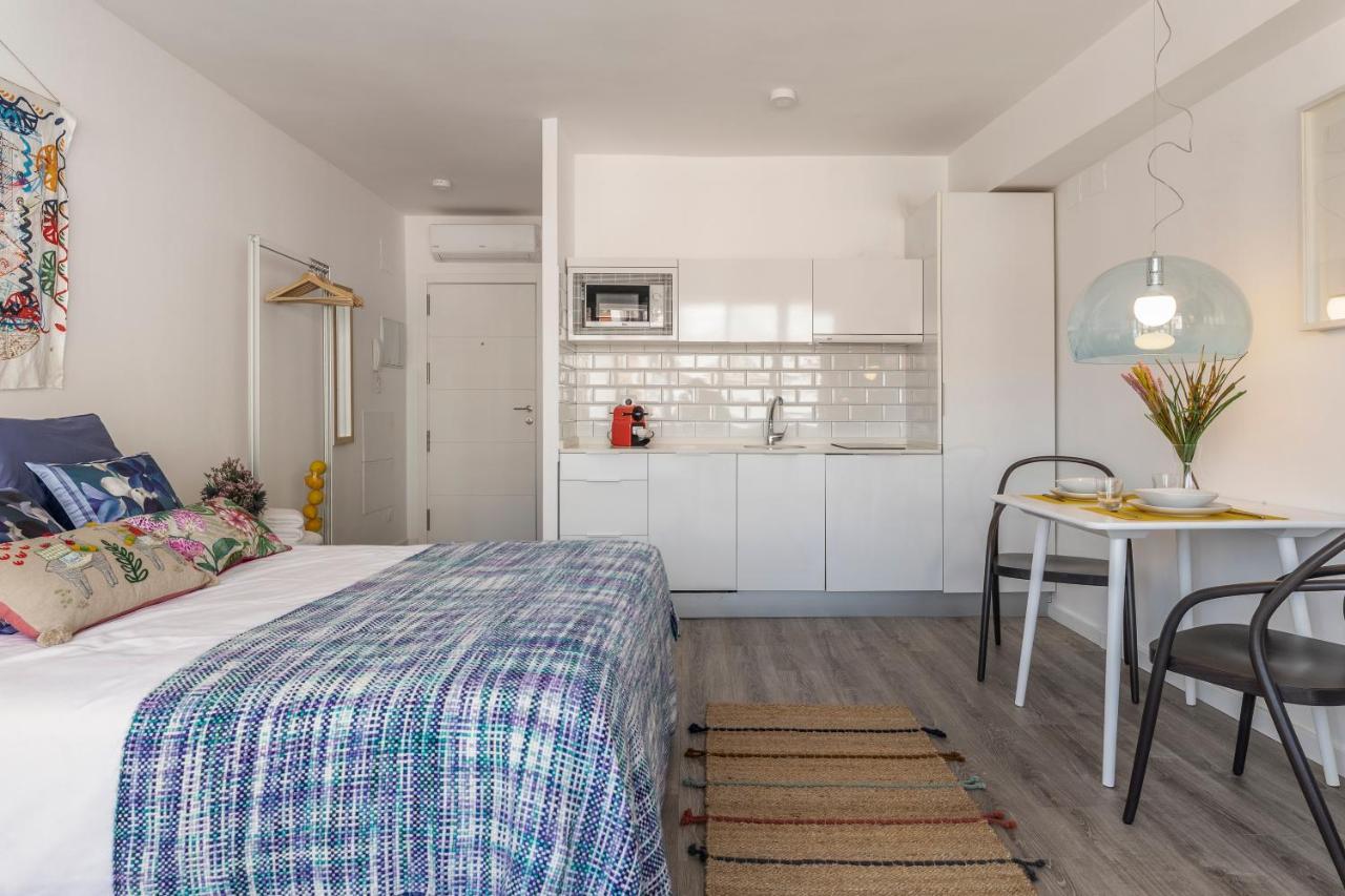 Pop Art, Apartamento De Diseno En Arenal 303 Con Terraza Севилья Экстерьер фото